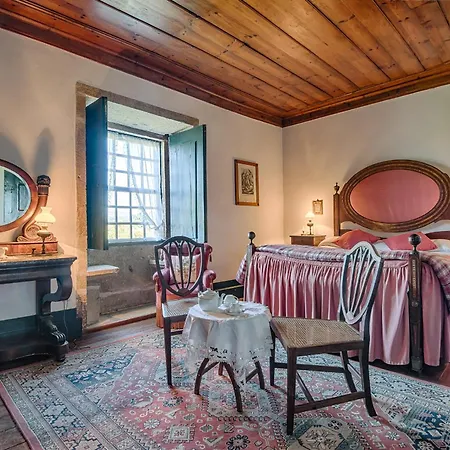 Paço De - Turismo De Couette-café Lanheses