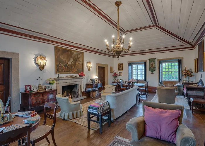 فندق مبيت وإفطار Paco De - Turismo De Habitacao 3*