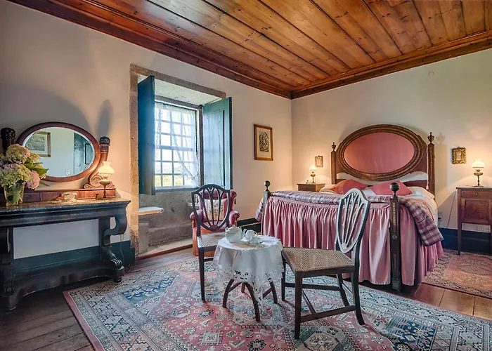 Paço De - Turismo De Couette-café Lanheses